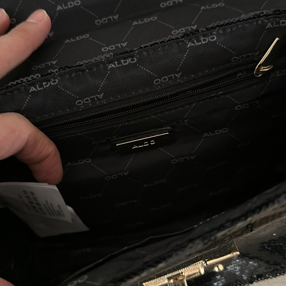 Aldo shoulder bag black with gold chain - Picture 3 of 5